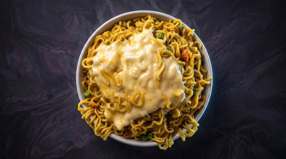 Veg cheese maggie